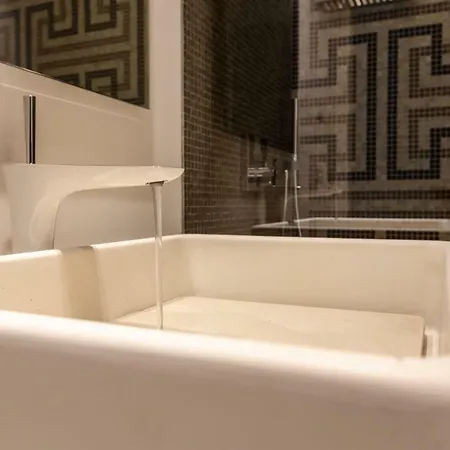 Plebis - In Sicilia Nel Centro Storico Di Bed & Breakfast Catania
