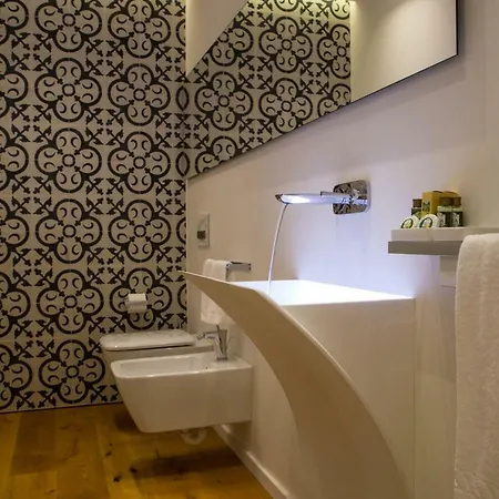 Plebis - In Sicilia Nel Centro Storico Di Bed & Breakfast 3*