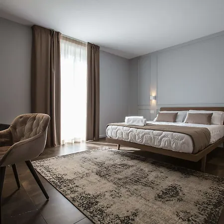 Plebis - In Sicilia Nel Centro Storico Di 3* Catania
